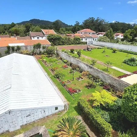 La De Ananas - House Ponta Delgada (Sao Miguel)